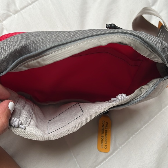 Nathan Run Away Fanny Pack - Picture 5 of 6